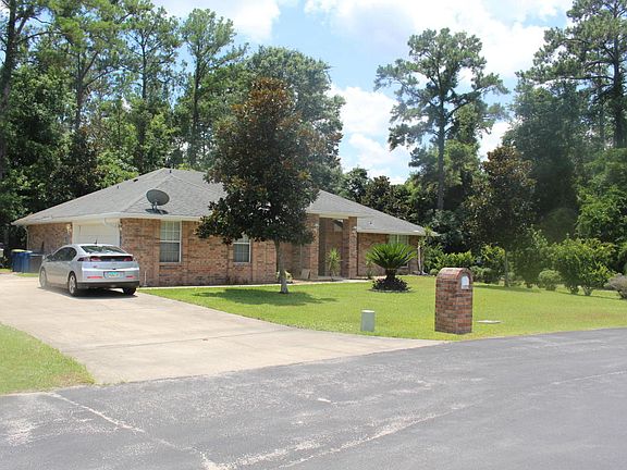 2nd image of 15590 Moss Hollow Dr