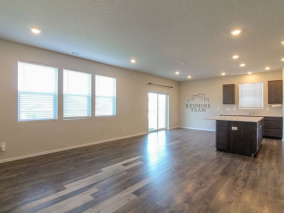 5th image of 7982 Ranchland Ln