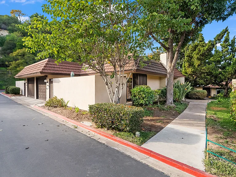 4517 Collwood Ln — Photo 26