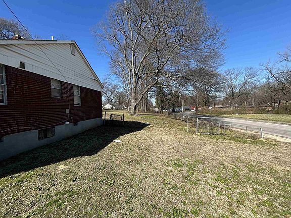 3rd image of 964 Winchester Rd