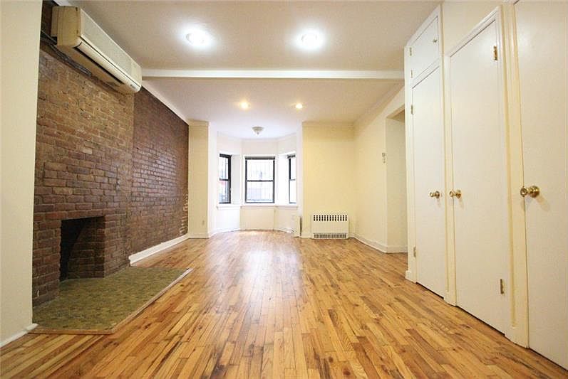 2nd image of 245 W 76th St #Aa