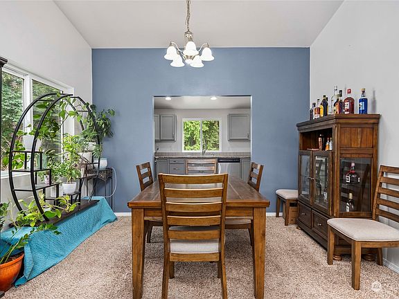 4th image of 171 E McLane Drive