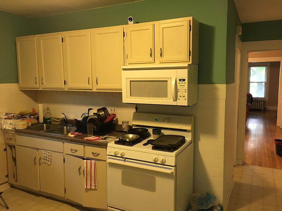2nd image of 644 S Taylor Ave #2