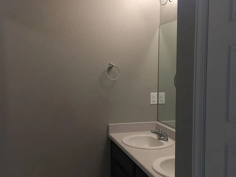 1146 W 171st Ave — Photo 13
