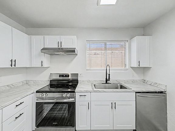 4th image of 9514 N 8th St APT 101