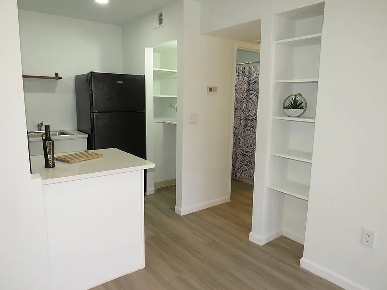 Shadowtree Apartment Homes — Photo 49