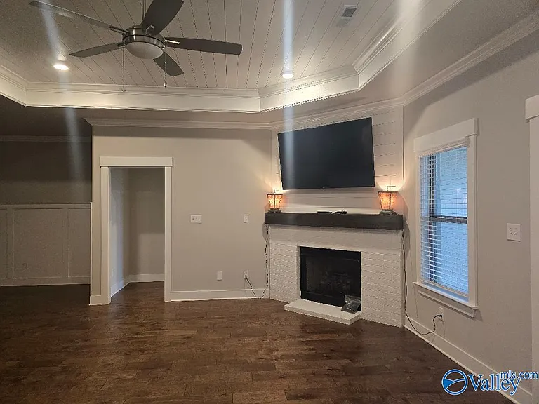 111 Farmall Ln — Photo 6