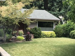 1041 C Ave, Lake Oswego, OR 97034