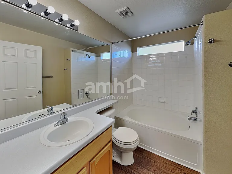 20342 E 40th Pl — Photo 11