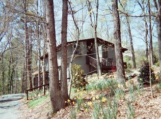 202 Davie Ln, Chapel Hill, NC 27514
