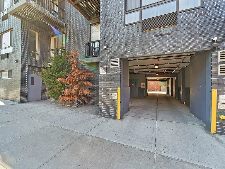 572 5th Ave #4E — Photo 17