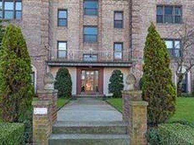 128-11 Newport Ave #4C, Rockaway Park, NY, 11694