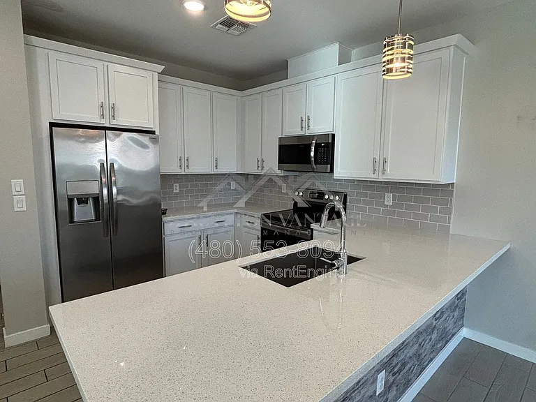 155 N Lakeview Blvd #136 — Photo 6