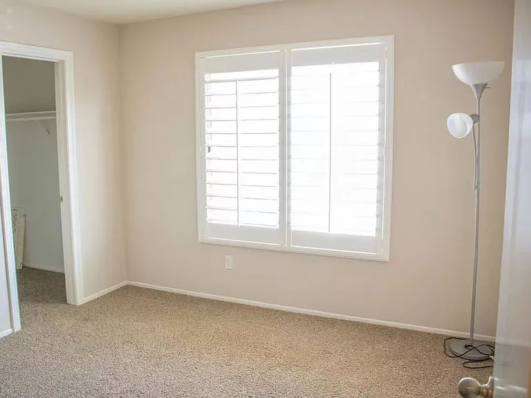 7049 Marino Pl — Photo 10