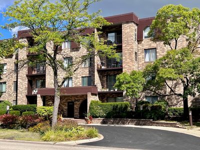 2150 Valencia Dr APT 201A, Northbrook, IL, 60062