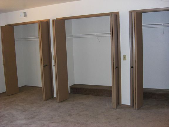 Lots of closet space