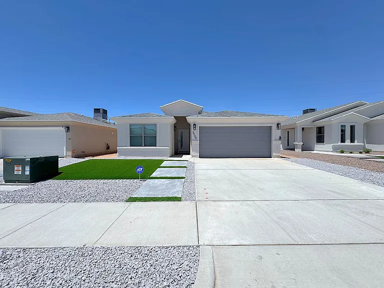 3909 Surmise St — Photo 1