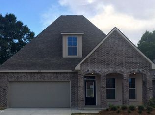 218 Marston House Pl, Youngsville, LA 70592