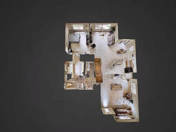 3rd image of 605 Ravenshill Way