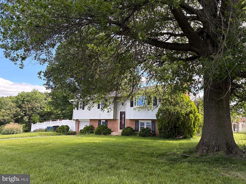 1st image of 479 Sue Dr