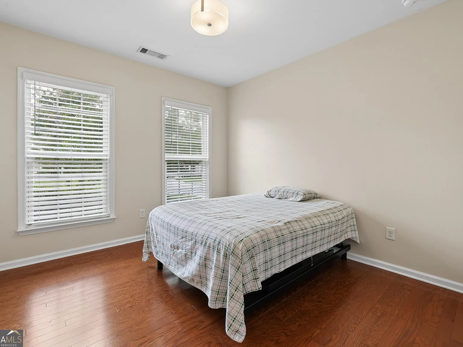 2 bed, 2.0 bath, 1846 sqft, $2,450 — Photo 3