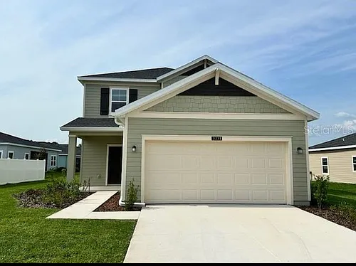3231 NE 38th Ln Photo 1