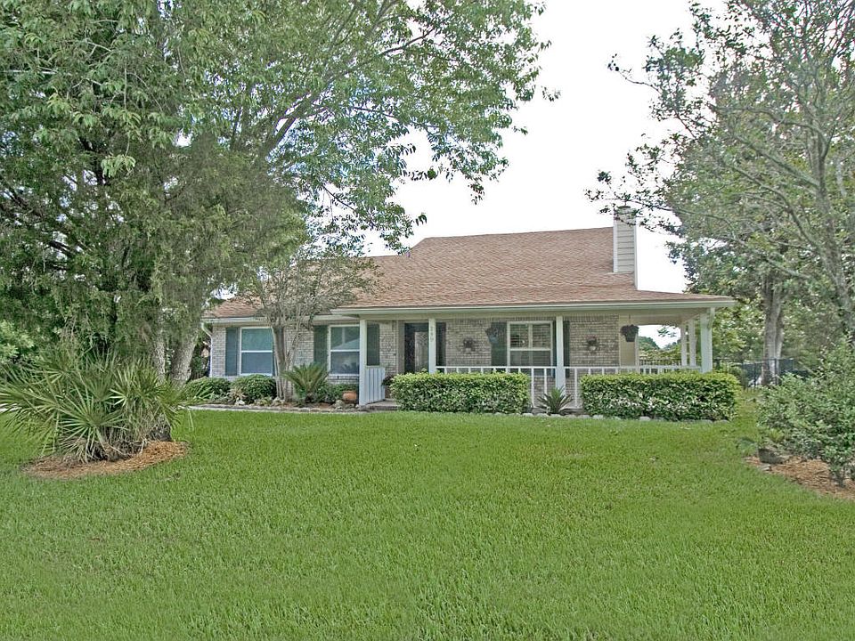 1st image of 289 Lazy Meadow Dr W