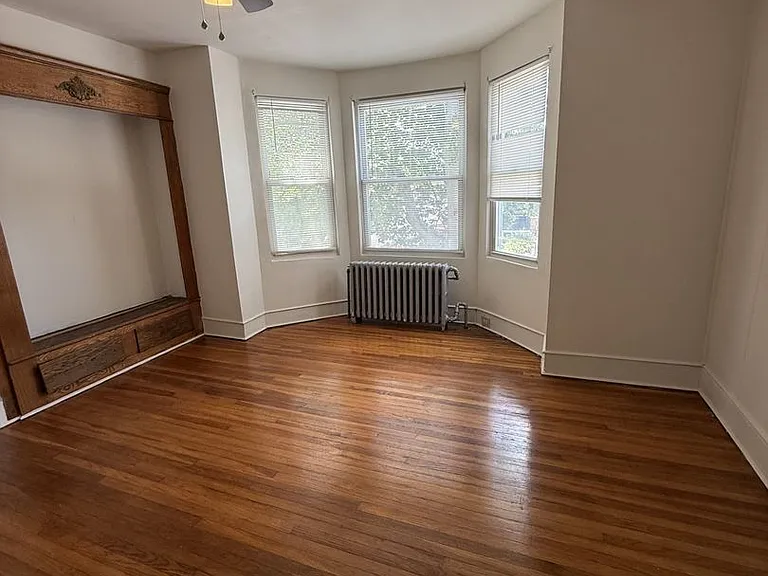1101 Parker St — Photo 11