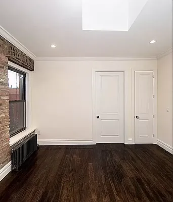 Rented by Avenues Real Estate | media 9