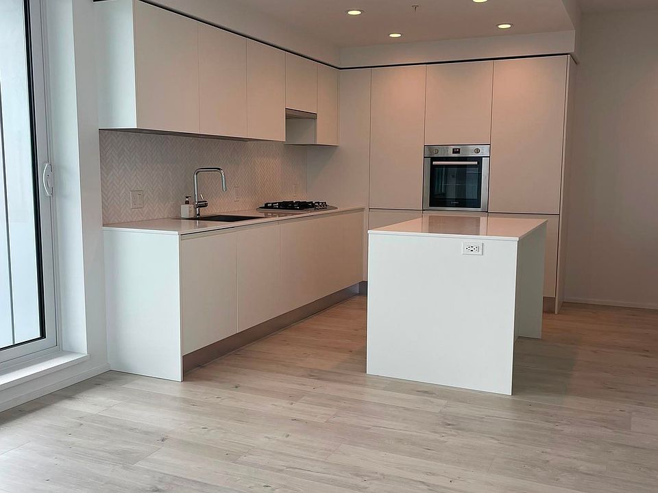 1st image of 3833 Evergreen Pl #2005