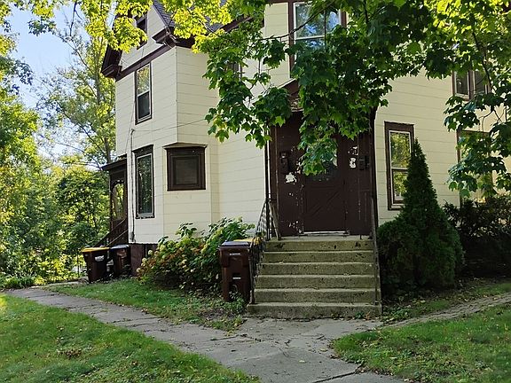 2nd image of 601 S Jefferson St