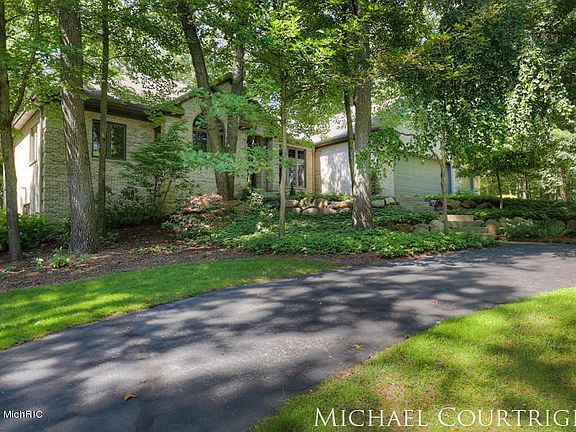 2nd image of 3299 Bluewater Pines Dr NE