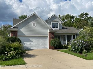 6615 NW English Oak Dr, East Lansing, MI