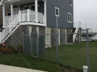 1012 Channel Rd, Broad Channel, NY 11693