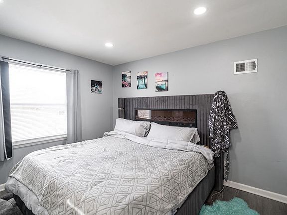 4th image of 4874 North 73rd STREET