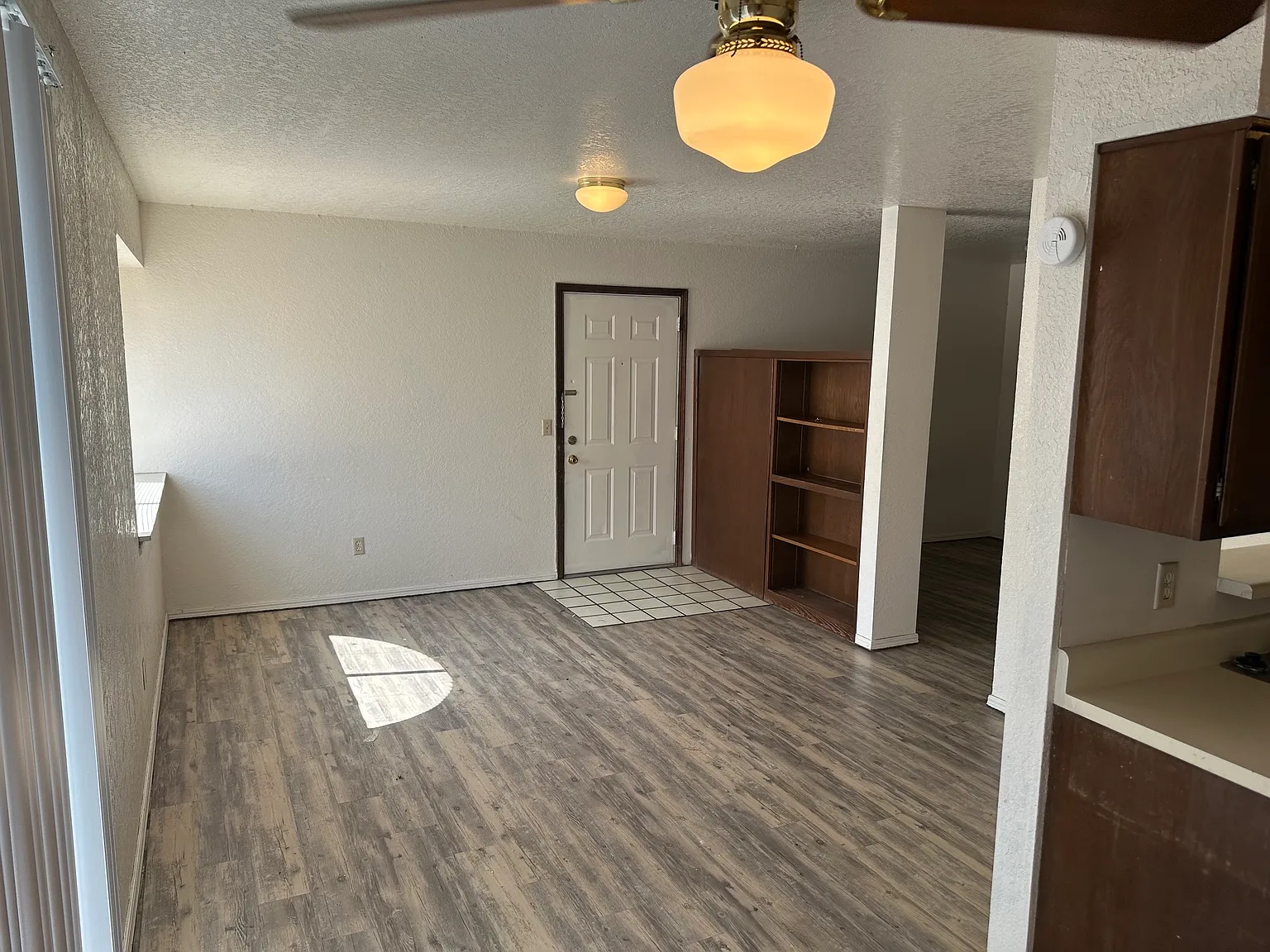 1 bed, 500 sqft, $700 — Photo 4