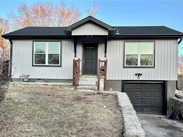 19 S 12th St, Kansas City, KS 66102