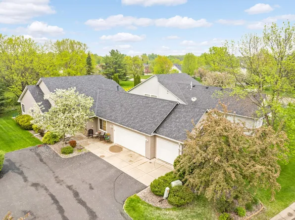 1833 Voyager Ct, Centerville, MN 55038