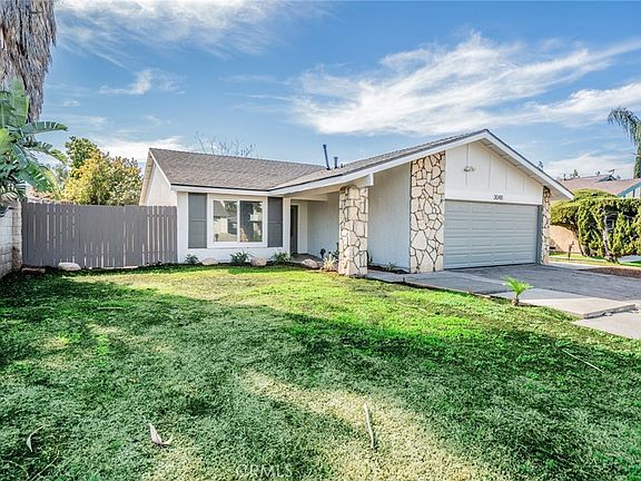 3rd image of 3048 Strassbourg Dr