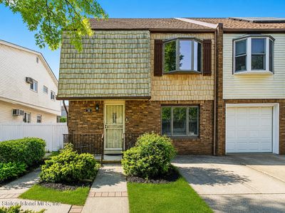 36 Von Braun Ave, Staten Island, NY, 10312