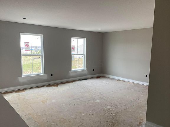 2nd image of 148 Heron Ave