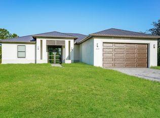 6129 Higgins Ave, Fort Myers, FL 33905
