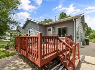2746 Lyon St, Des Moines, IA 50317