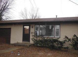 1745 Parker Rd, Saint Louis, MO 63138