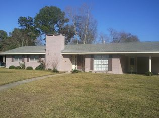 6240 Tennyson Dr, Ocean Springs, MS 39564