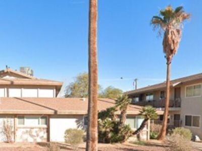 682 W Holt Ave, El Centro, CA, 92243