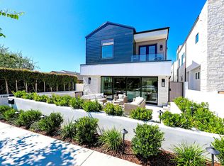 715 Narcissus Ave #B, Corona Del Mar, CA 92625
