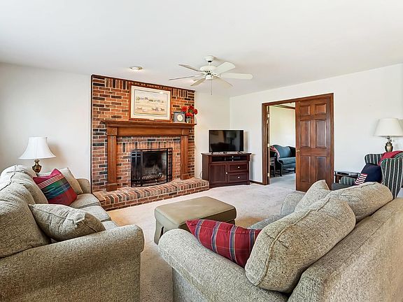 4th image of 4810 Sols Cir