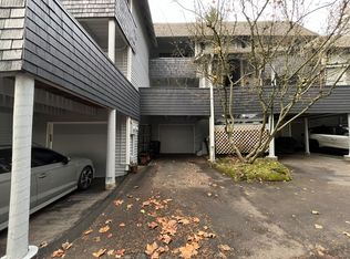19771 NW Quail Hollow Dr, Portland, OR 97229