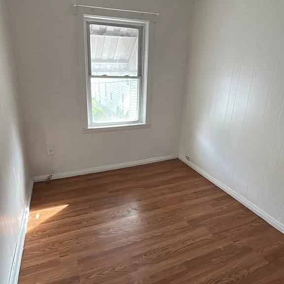 126 Ray St — Photo 11